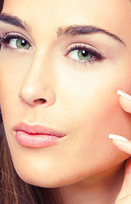 Microagulhamento Facial Microagulhamento Facial